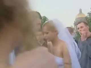 Braut im öffentlich fick nach hochzeit