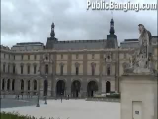 Louvre museum uz parīze publisks grupa sekss iela trijatā no francūzieši kings tuilerie gardens laba